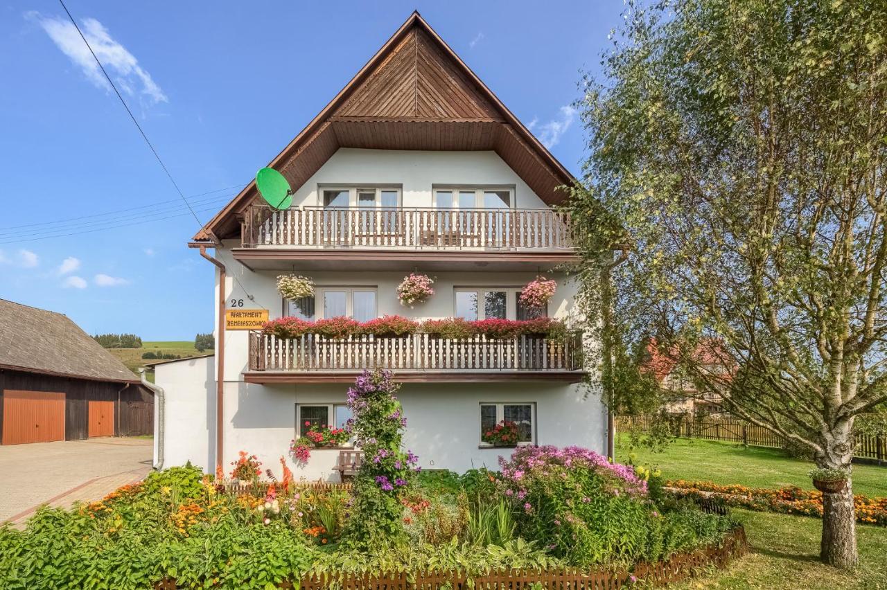 Rembiaszowka Apartment Tylicz Bagian luar foto